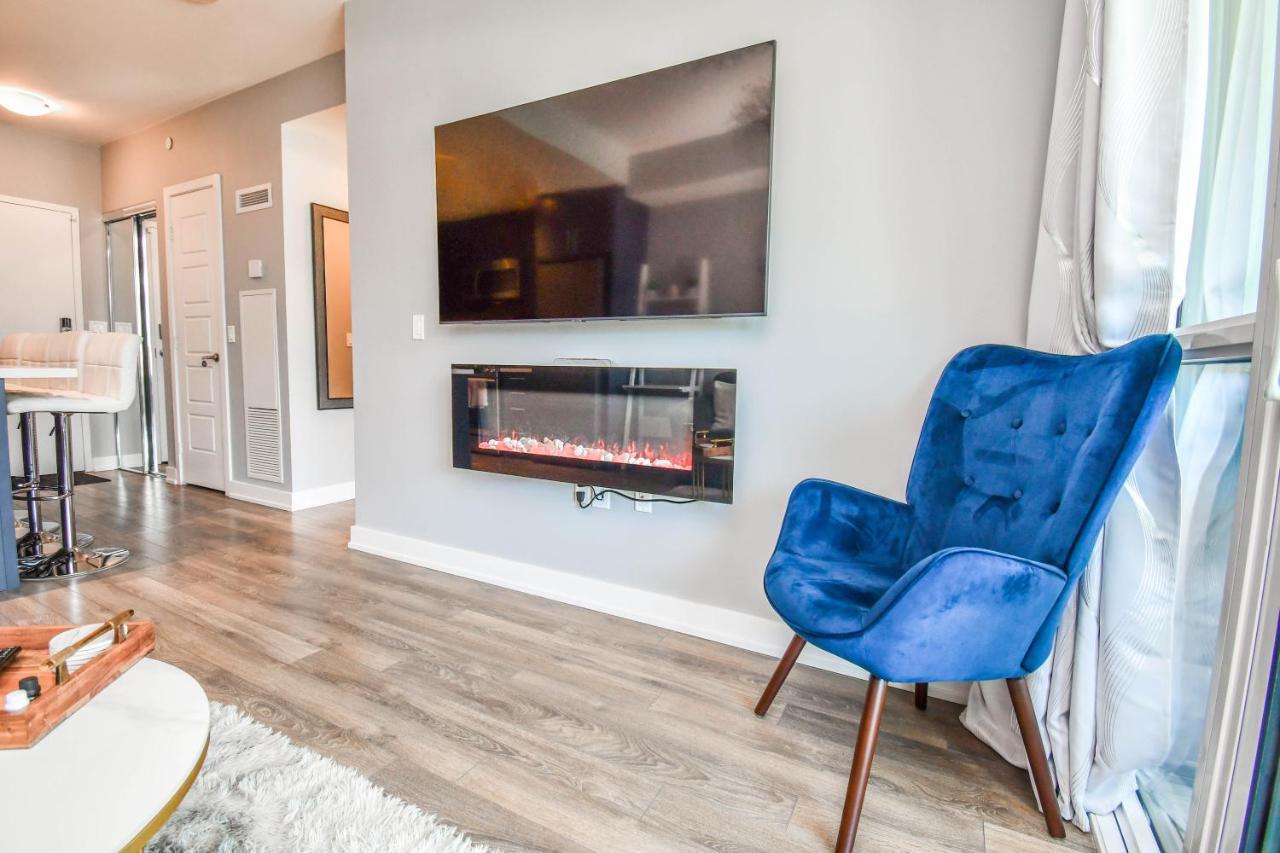Pet Friendly Condos At Friday Harbour Innisfil Exterior foto